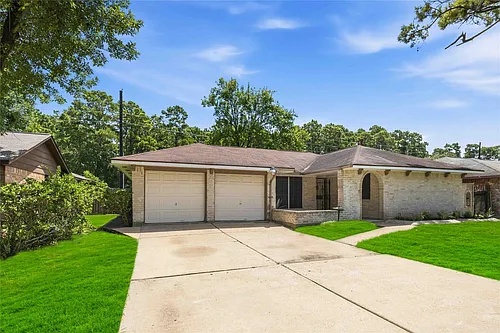 11006 Thackery Ln Photo 1