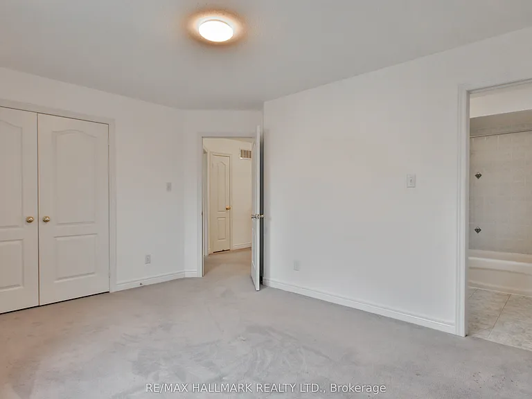 15 Briarglen Rd — Photo 39