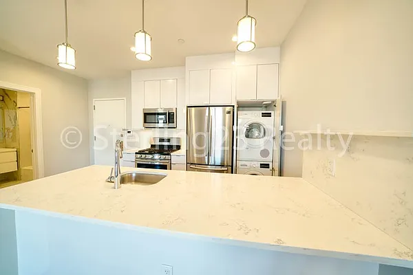 Rented by Sterling Realty Solution Inc | media 33