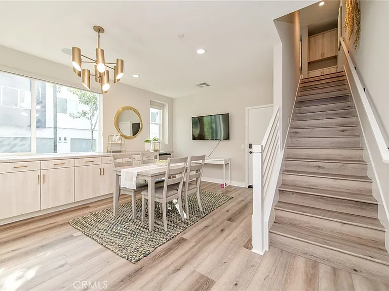 824 S Harbor Blvd — Photo 4
