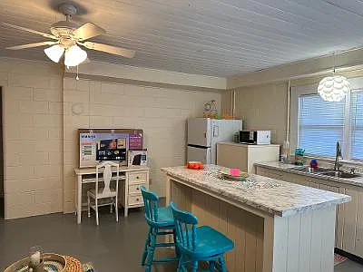 1 bed, $1,990 — Photo 2