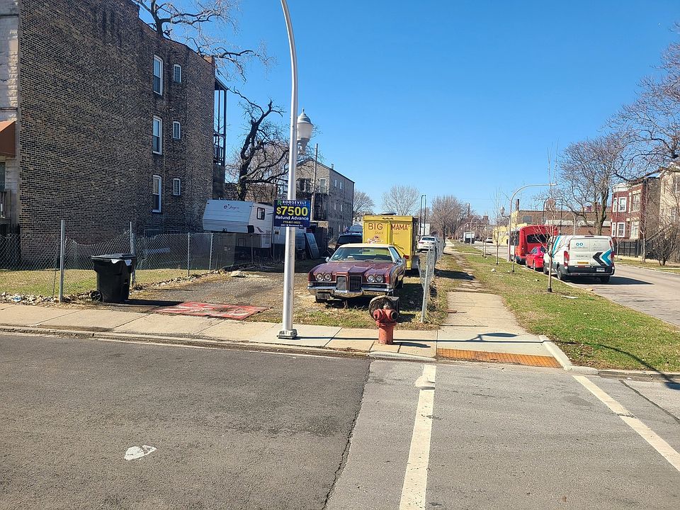 1st image of 1100 S Richmond St