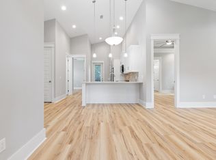 298 S 2nd St, Santa Rosa Beach, FL 32459
