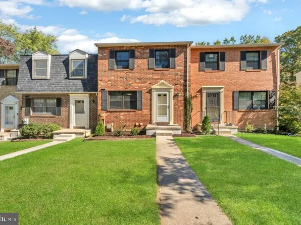 5 Shady Hill Ct, Catonsville, MD 21228