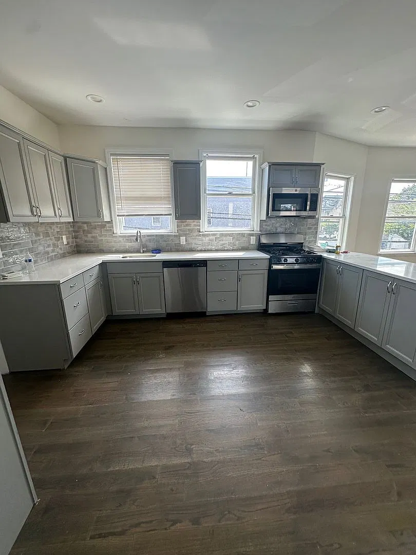 228 Palisade — Photo 1