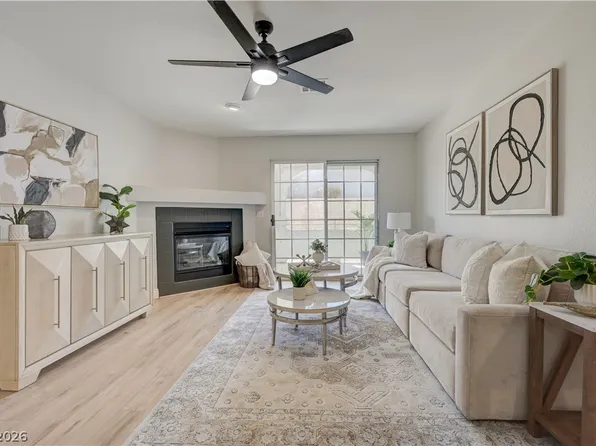 8452 Boseck Dr Unit 166, Las Vegas, NV 89145