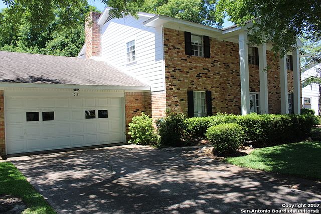 1st image of 1015 Woodland Dr