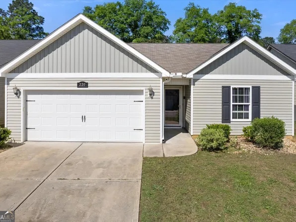 220 Allentown Ln, Macon, GA 31216