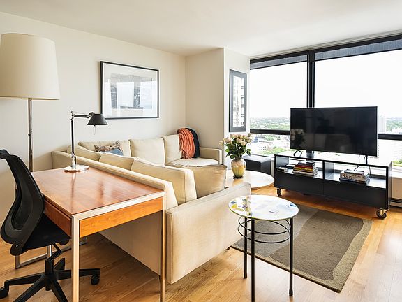 4th image of 5415 N Sheridan Rd APT 2510