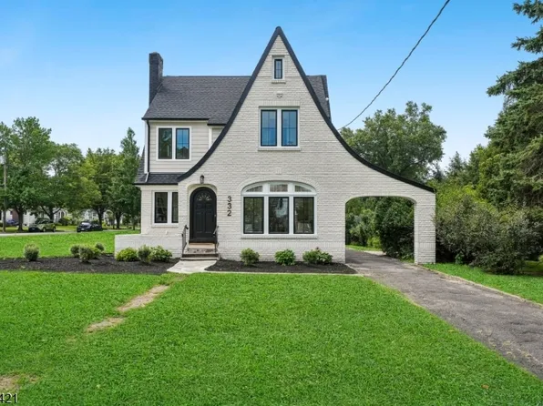 332 Meadowbrook Ave, Ridgewood Village, NJ 07450