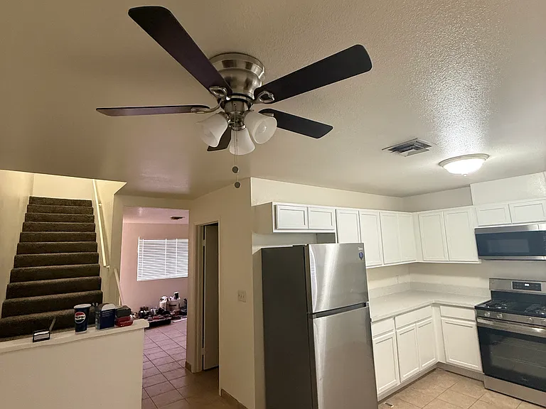 1716 Cordoba Ln #B — Photo 3