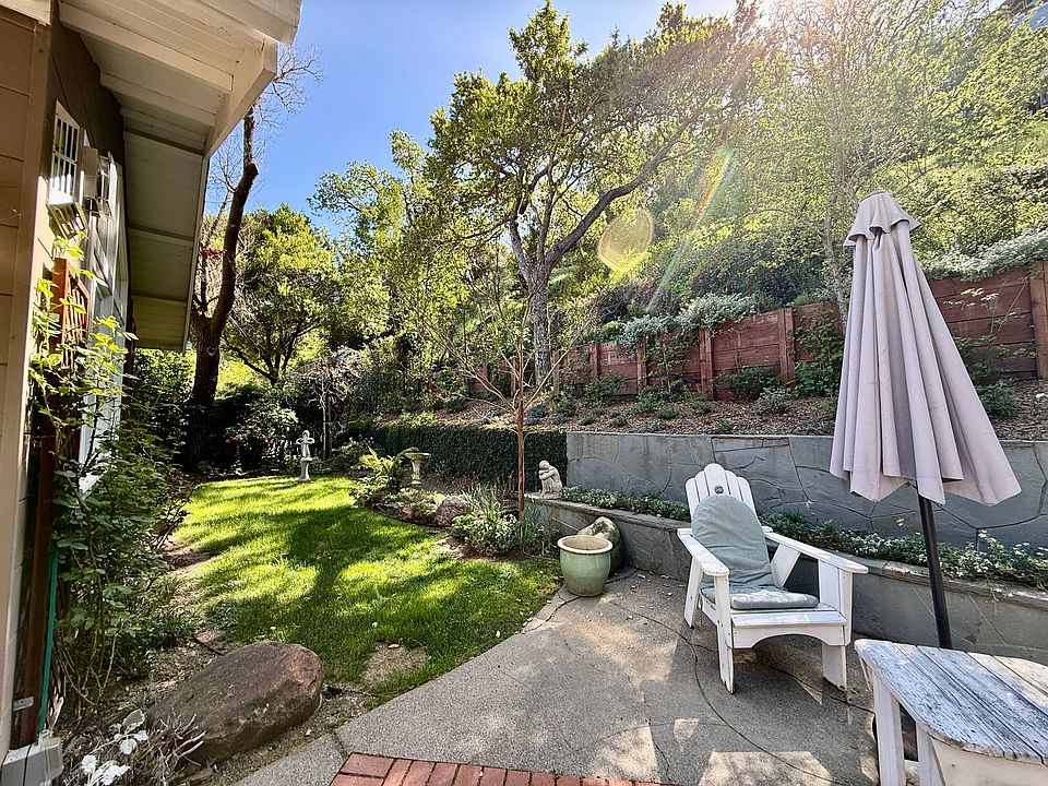 Shared private garden with covered dining area