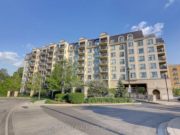 1 Maison Parc Ct #212, Vaughan, ON L4J 9K1