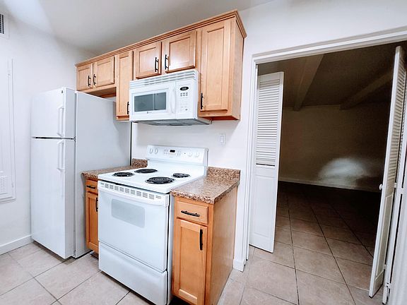 4th image of 1522 W Mulberry Dr