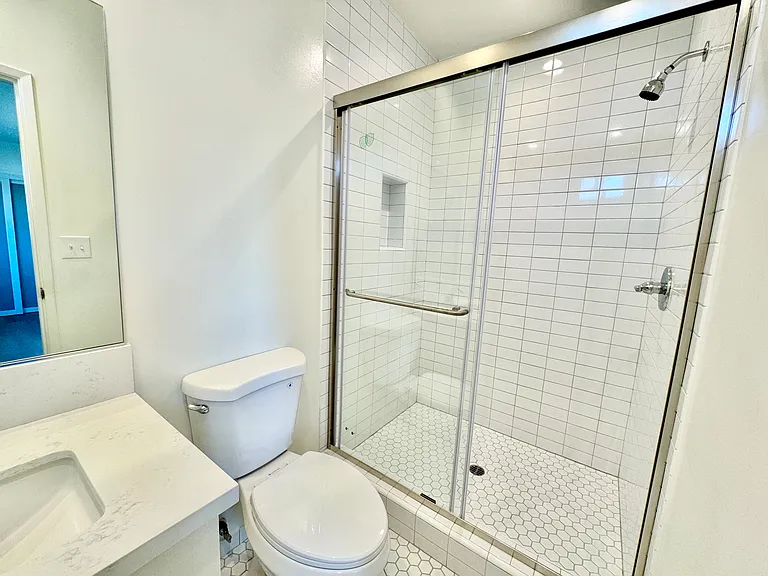 8110 Norton Ave #8 — Photo 18