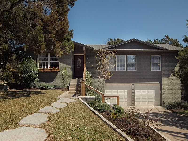 1st image of 3904 Glengarry Dr