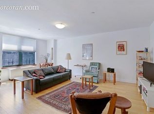 939 Union St APT 3A, Brooklyn, NY 11215