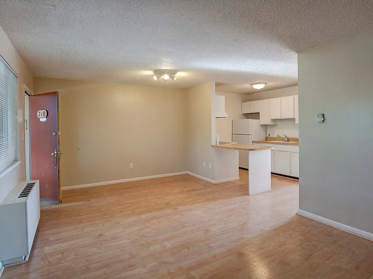 3000 Colorado Ave. — Photo 11