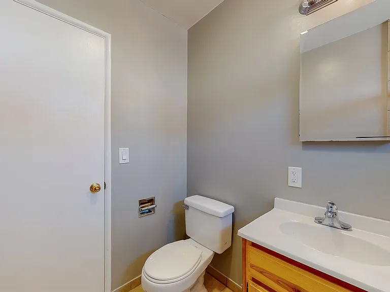 1818 N Kingsley Dr — Photo 10