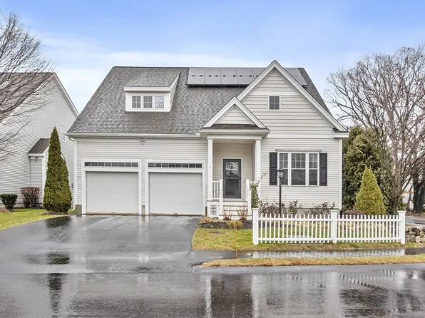 1 Martha Ln #1, Acton, MA 01720