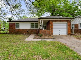 1308 NE 4th St, Pryor, OK 74361