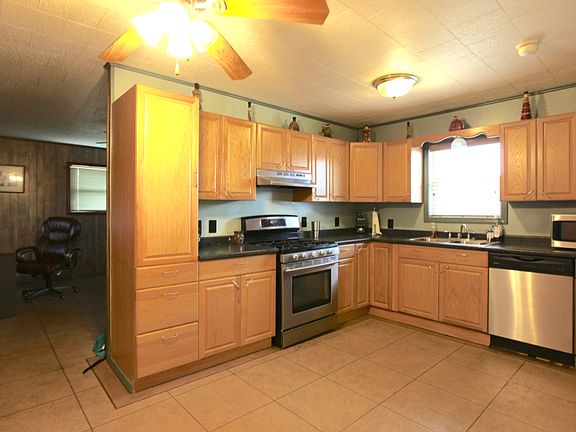 4th image of 1117 Catherine St