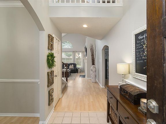 2nd image of 3115 Ravens Lake Cir