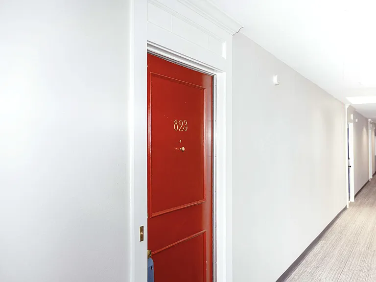 353 N Post Oak Ln #823 — Photo 18