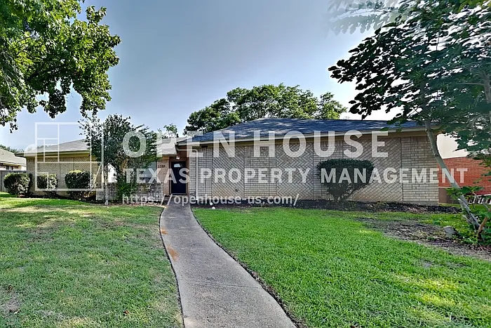 1325 Glyndon Dr