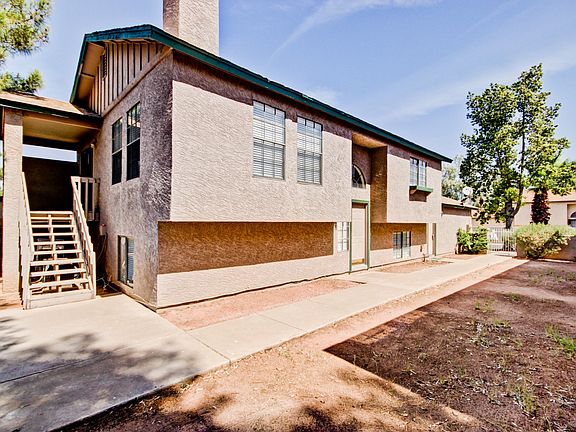 3rd image of 921 S Val Vista Dr Unit 7