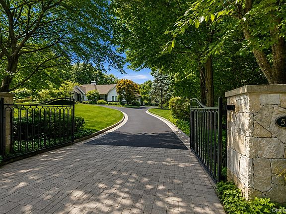 3rd image of 537 Split Rock Road