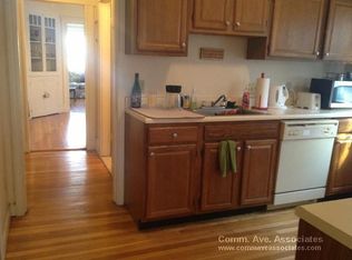 26 Hovey St, Watertown, MA 02472