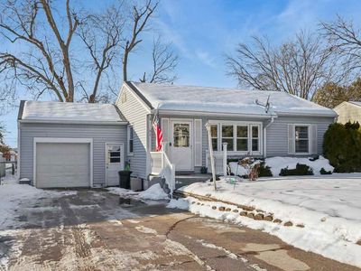 606 10th Ave, Coralville, IA, 52241