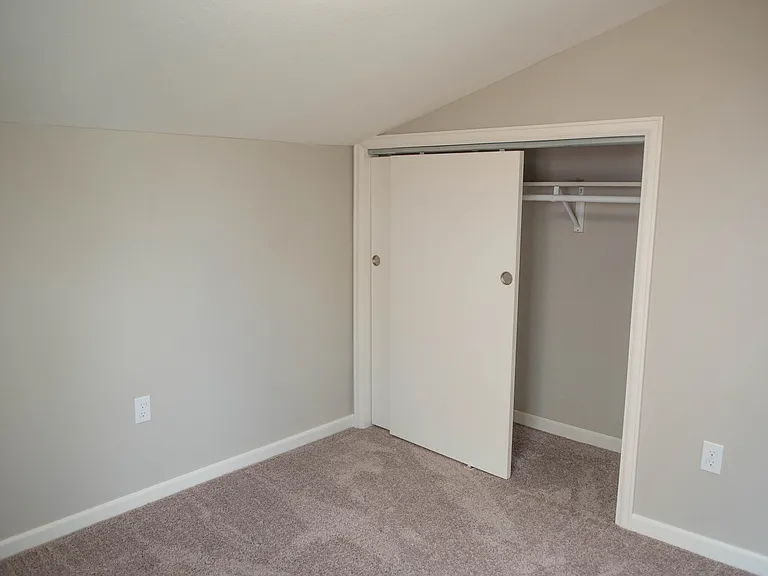 307 N 10th Ave — Photo 12