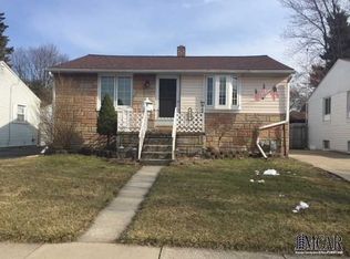 724 Maple Blvd, Monroe, MI 48162