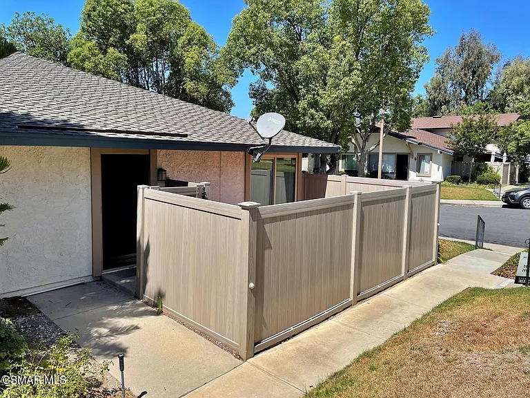 1750 Tiburon Ct — Photo 2