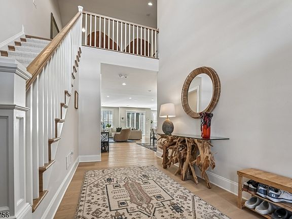 3rd image of 14 Chelsea Rd