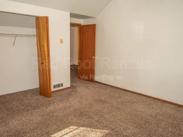 211 Varner Ave NE #2 — Photo 23