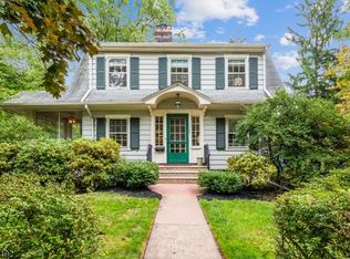 789 Valley Rd, Montclair, NJ 07043