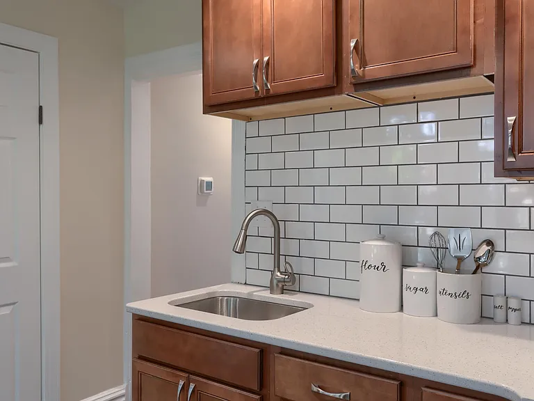 1526 Green St #2 — Photo 8