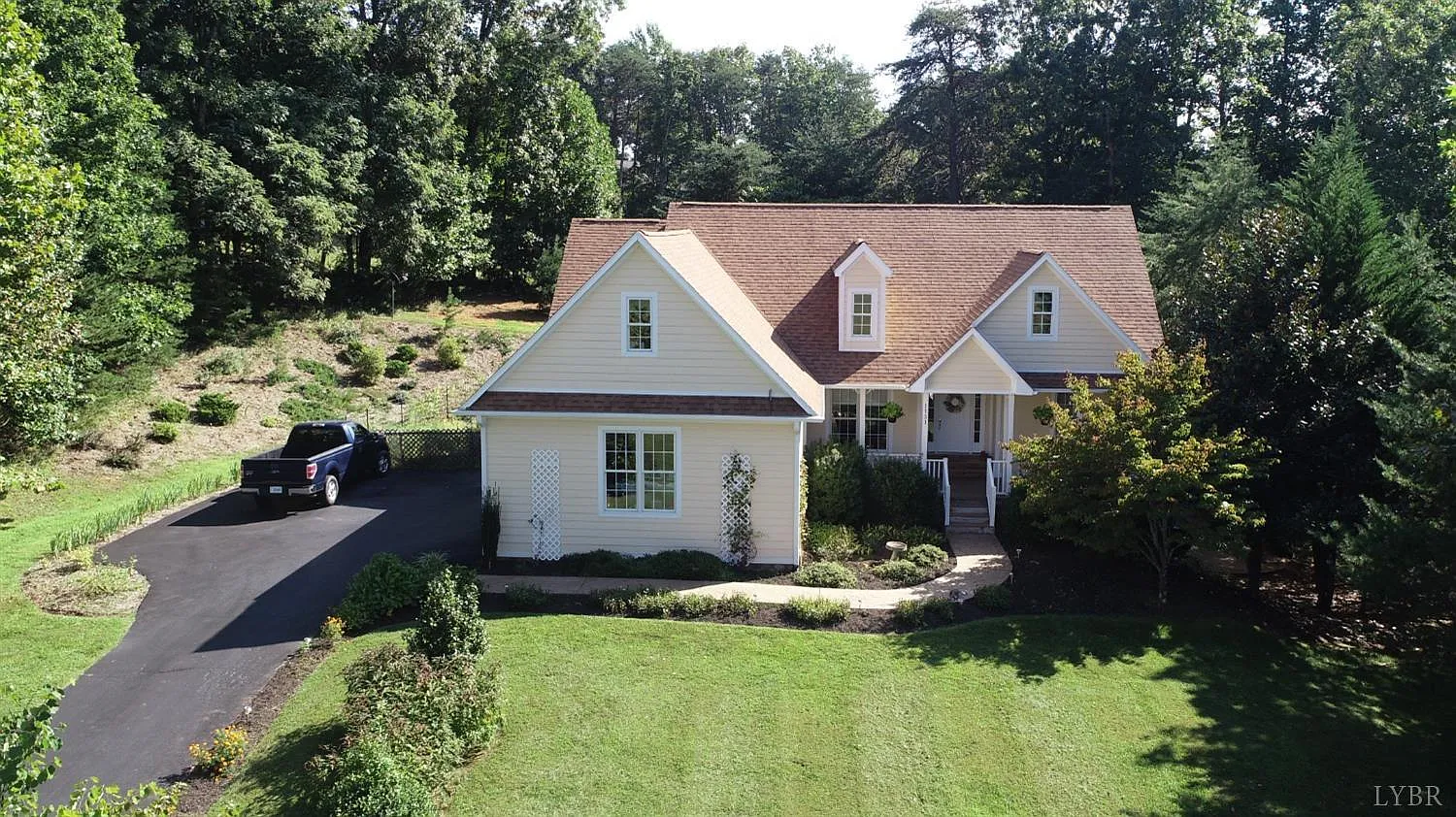1131 Whitetail Dr photo 1