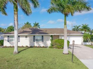155 Flame Vine Dr, Naples, FL 34110