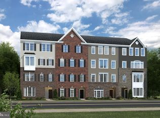 10914 Presidential Pkwy #F, Upper Marlboro, MD 20772