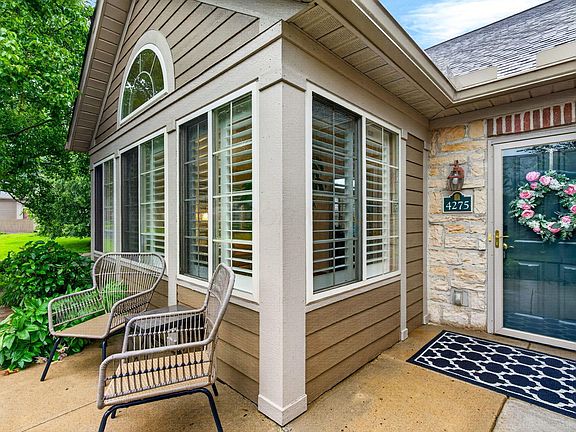 3rd image of 4275 Bridgelane Pl #30
