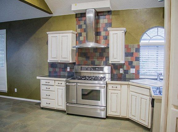 4th image of 2513 Bobwhite Dr