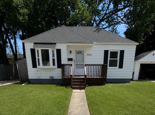 28526 Brentwood St, Southfield, MI 48076