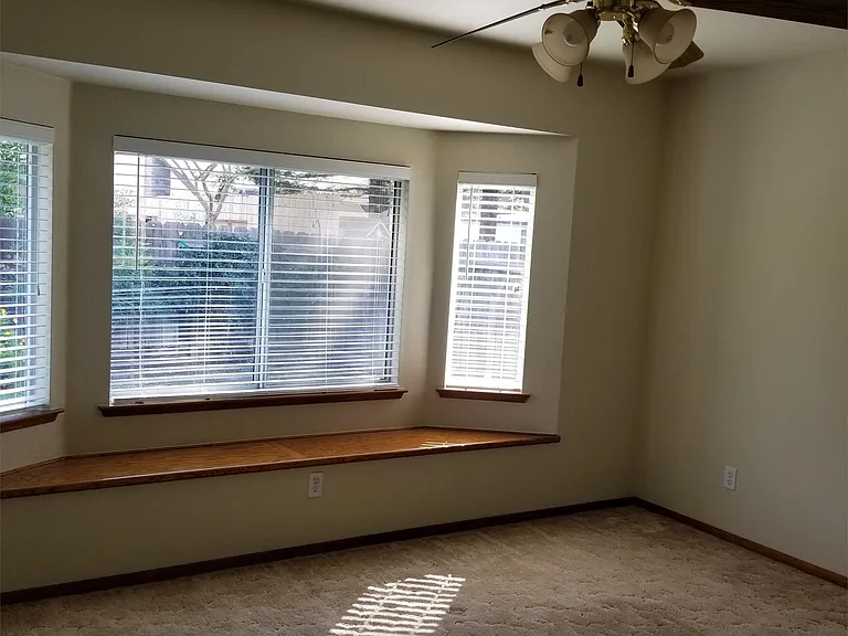 444 N Tommy St — Photo 17