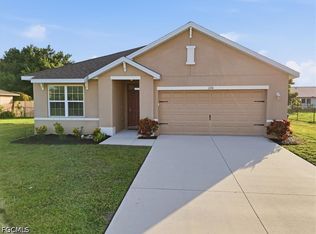 226 NE 9th Ave, Cape Coral, FL 33909
