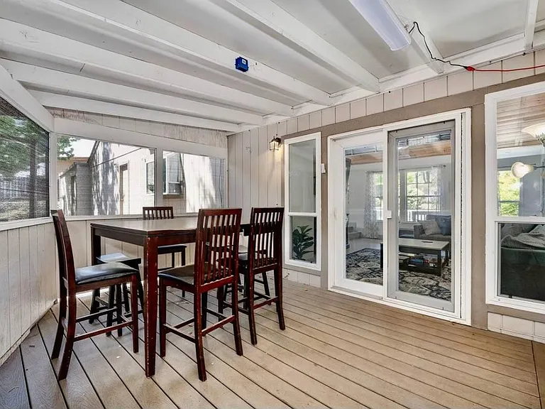 outdoor furniture can be included if desired