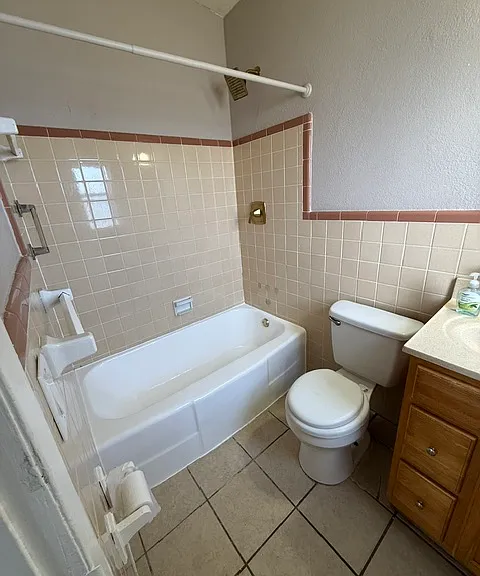 868 Tomkins St — Photo 10